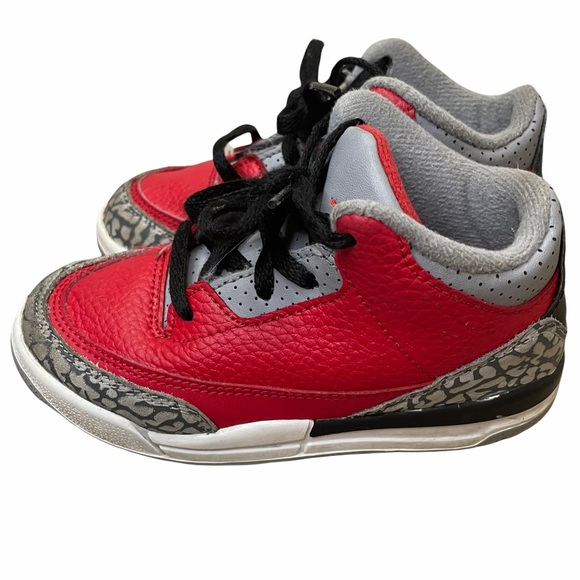 Jordan 3 Retros - Picture 5 of 6